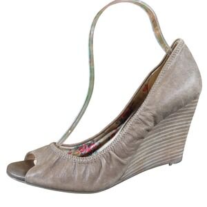 Jessica Simpson Noah Women Heel Size 8 Casual Dress Taupe Leather Wedge Peep Toe